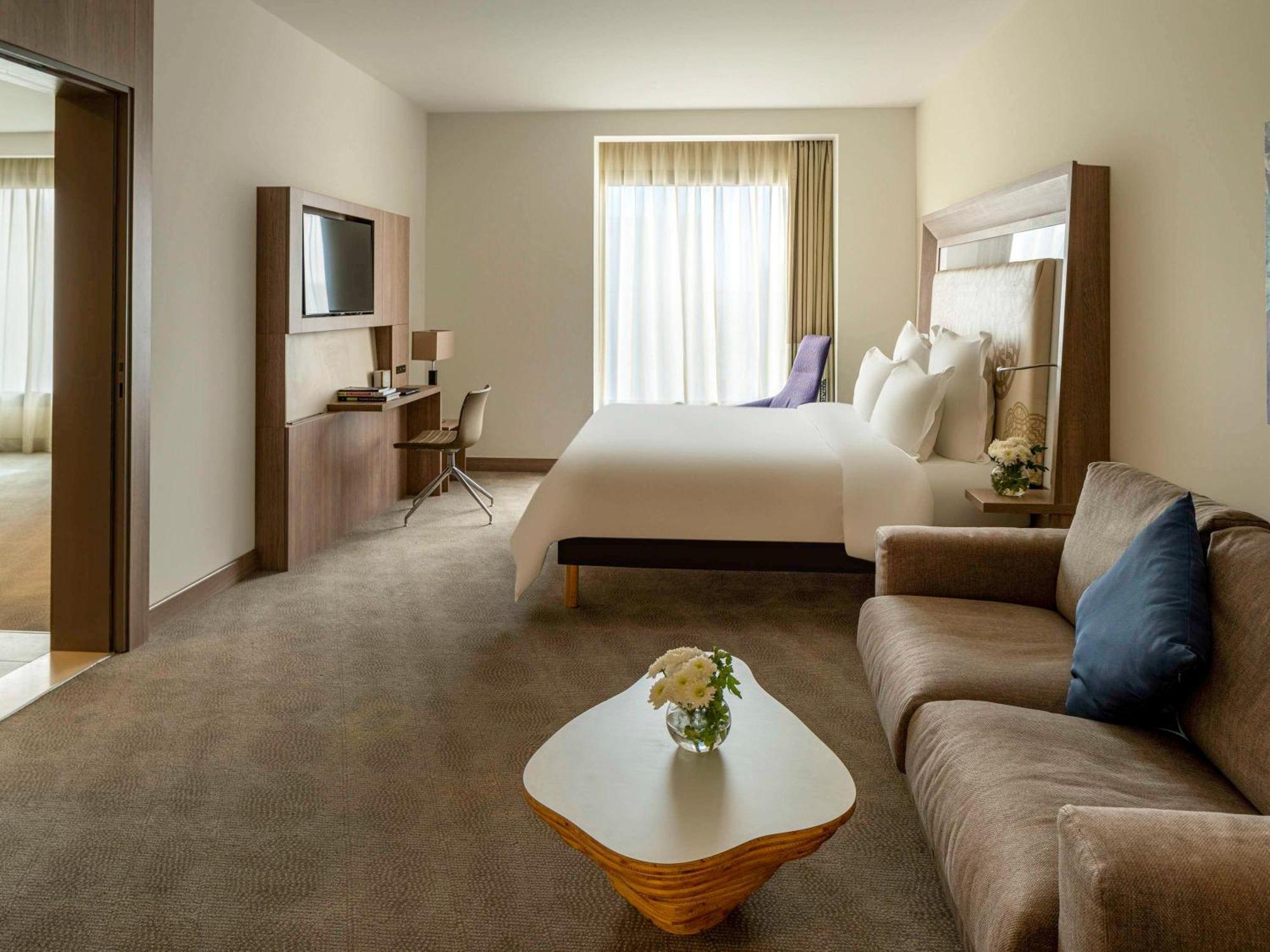 Novotel Jeddah Tahlia Eksteriør billede